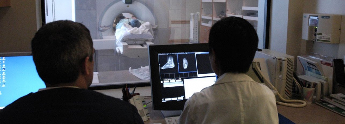 MRI (Magnetic Resonance Imaging)