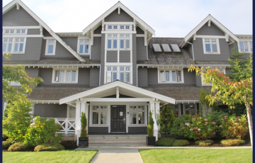 qualicum manor exterior