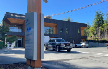 Ucuelet Medical Laboratory 