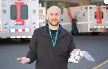 Dr Daniel Ovakim
